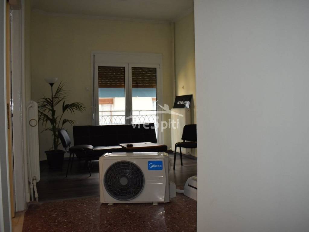 ΕΣΩΤΕΡΙΚΗ ΑΠΟΨΗ ΓΡΑΦΕΙΟΥ