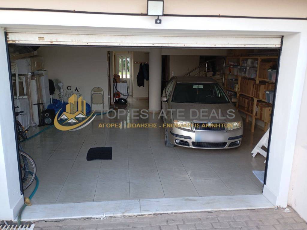 ypogeio gkaraz 2 ich ,raphia apothekeyses