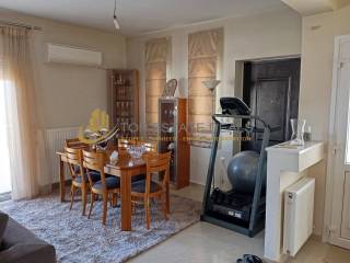 ισόγειο τραπεζαρία