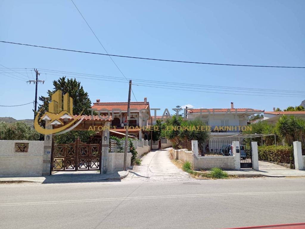 ο δρόμος αυτός οδηγεί προς το αγροτεμάχιο