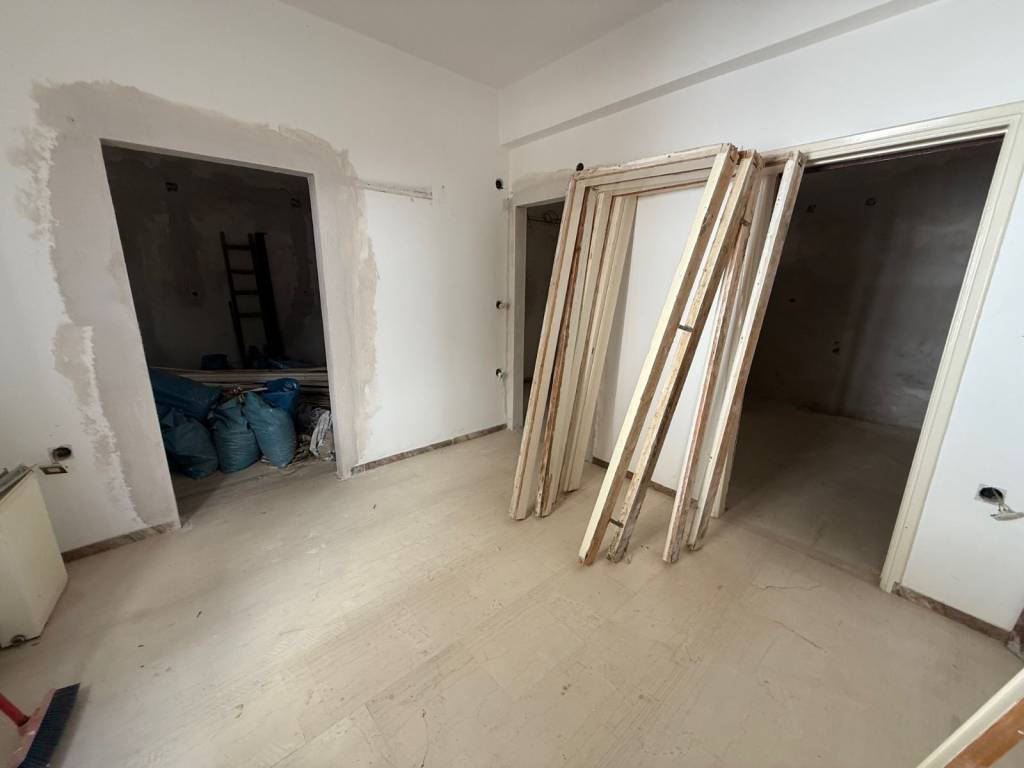 Α ΟΡΟΦΟΣ ΣΑΛΟΝΙ