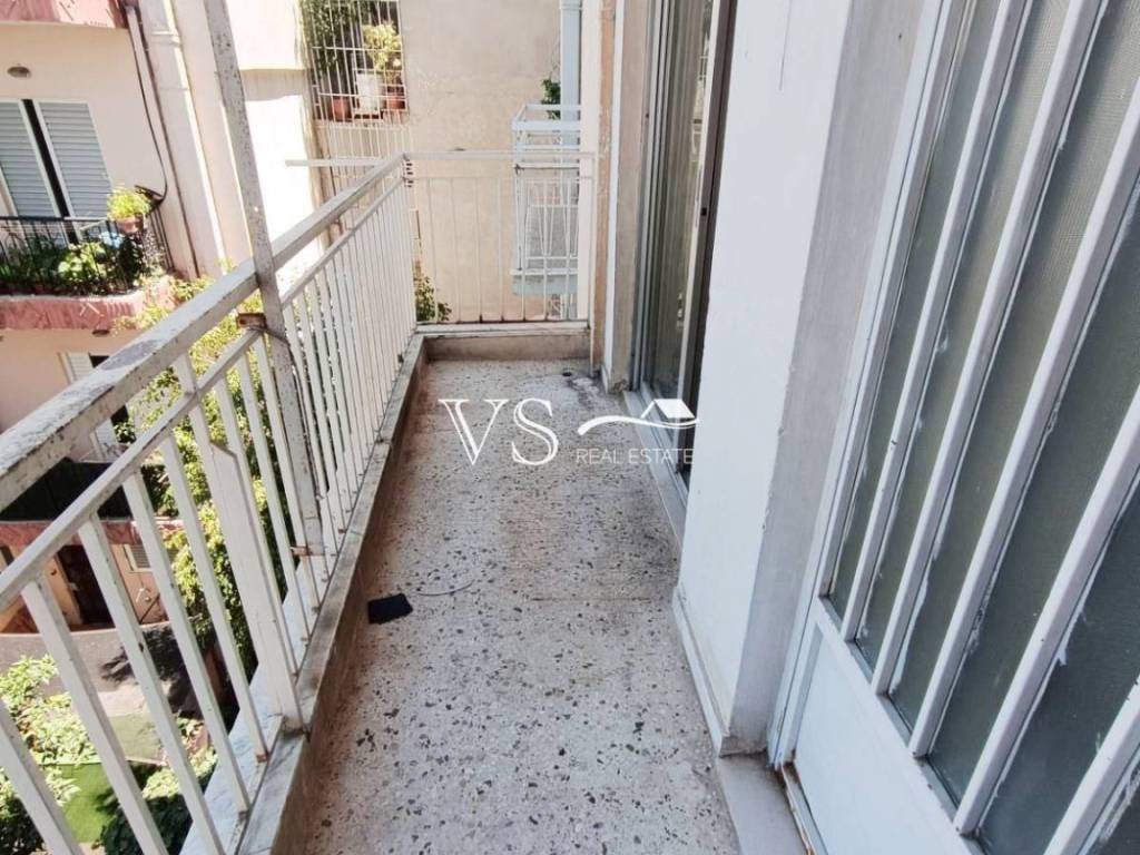 Θέα απο μπαλκόνι