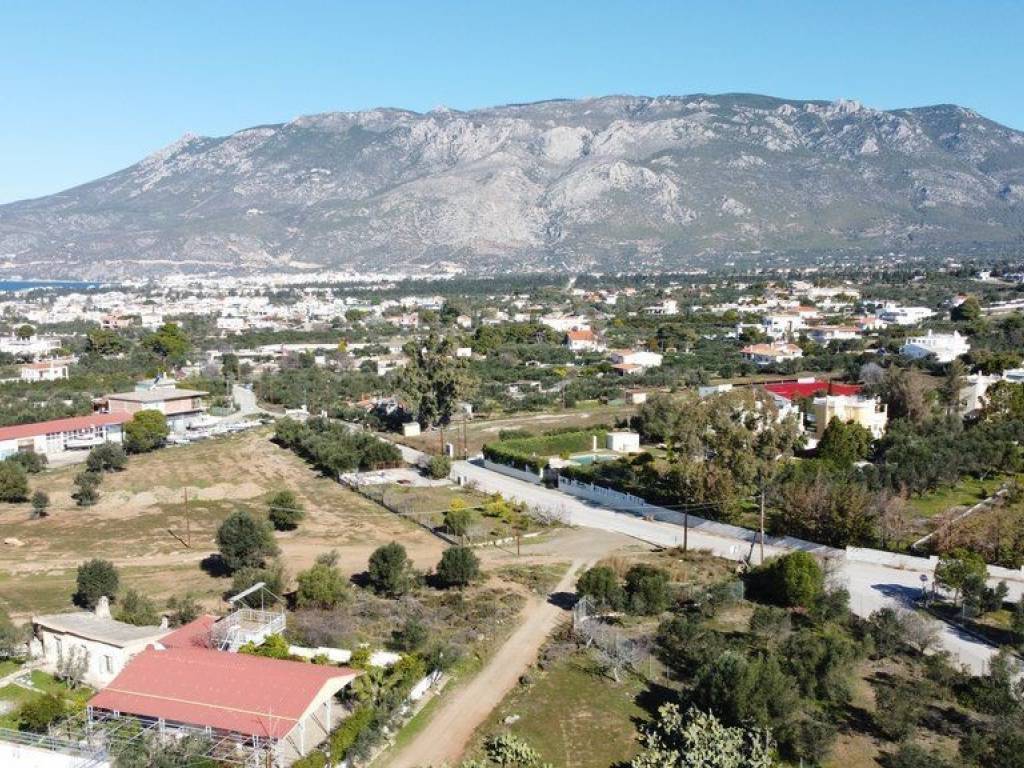 Οικόπεδο με θέα θάλασσα και βουνό