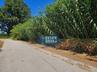 ★ Κτίζει 1967 τ.μ. ★ Γωνιακό οικόπεδο σε 2 δρόμους ★ Σε ήσυχο σημείο ★