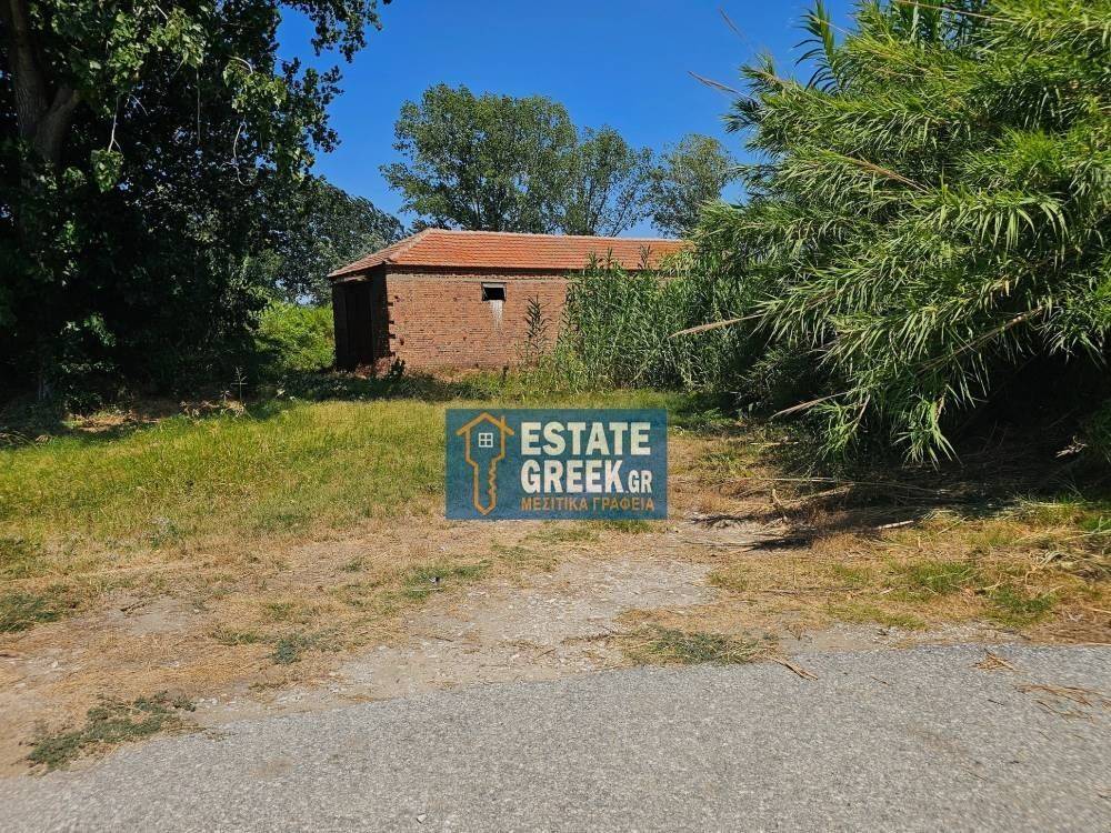 ★ Κτίζει 1967 τ.μ. ★ Γωνιακό οικόπεδο σε 2 δρόμους ★ Σε ήσυχο σημείο ★