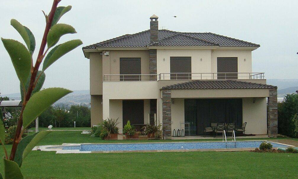 μπορει να γινει και με πισινα