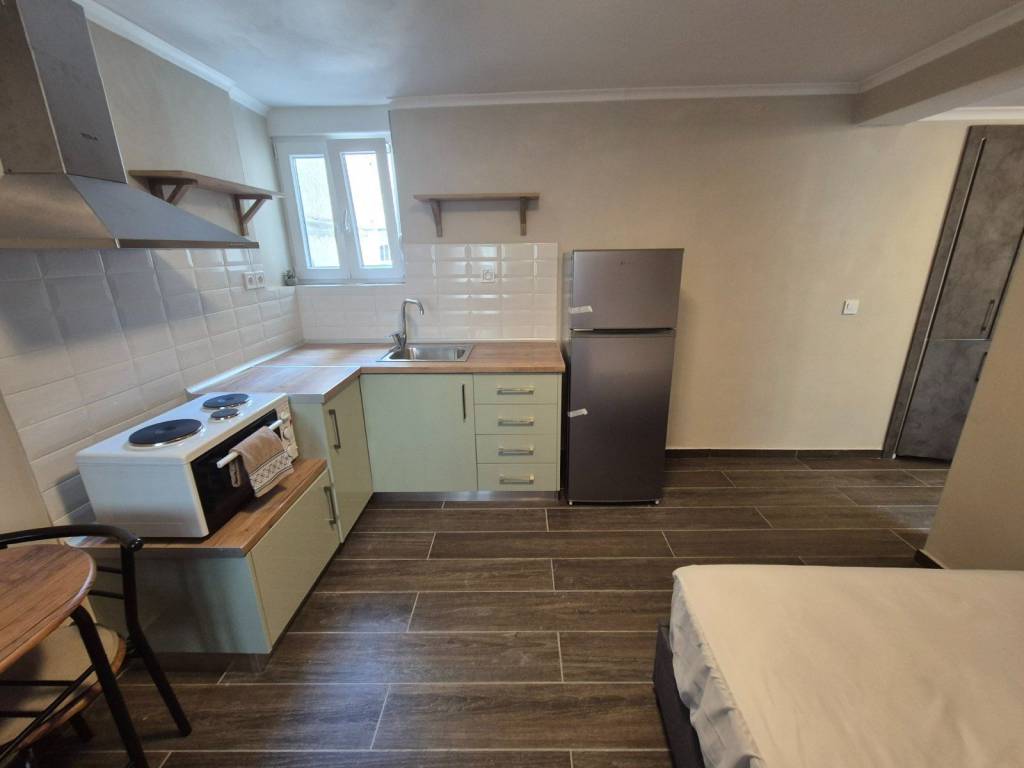 ΣΑΛΟΝΙ-ΥΠΝΟΔΩΜΑΤΙΟ