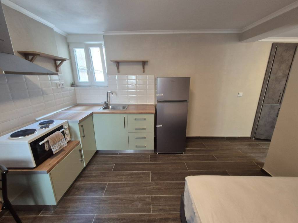 ΣΑΛΟΝΙ-ΥΠΝΟΔΩΜΑΤΙΟ