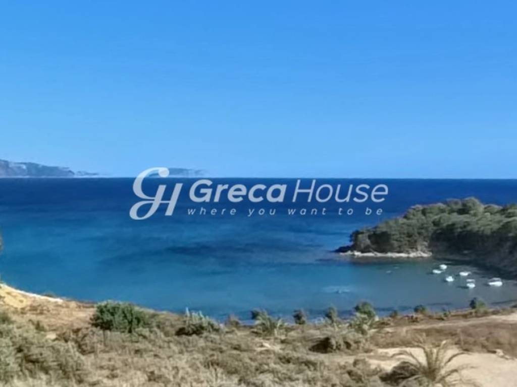 Παραθαλάσσιο Οικόπεδο προς πώληση στη Μεσσηνία.