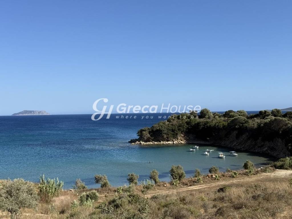 Παραθαλάσσιο Οικόπεδο προς πώληση στη Μεσσηνία.