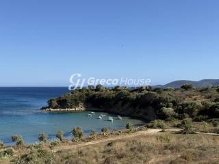 Παραθαλάσσιο Οικόπεδο προς πώληση στη Μεσσηνία.