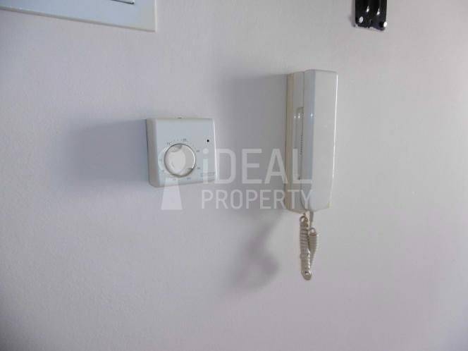 Αυτονομία - Θυροτηλέφωνο