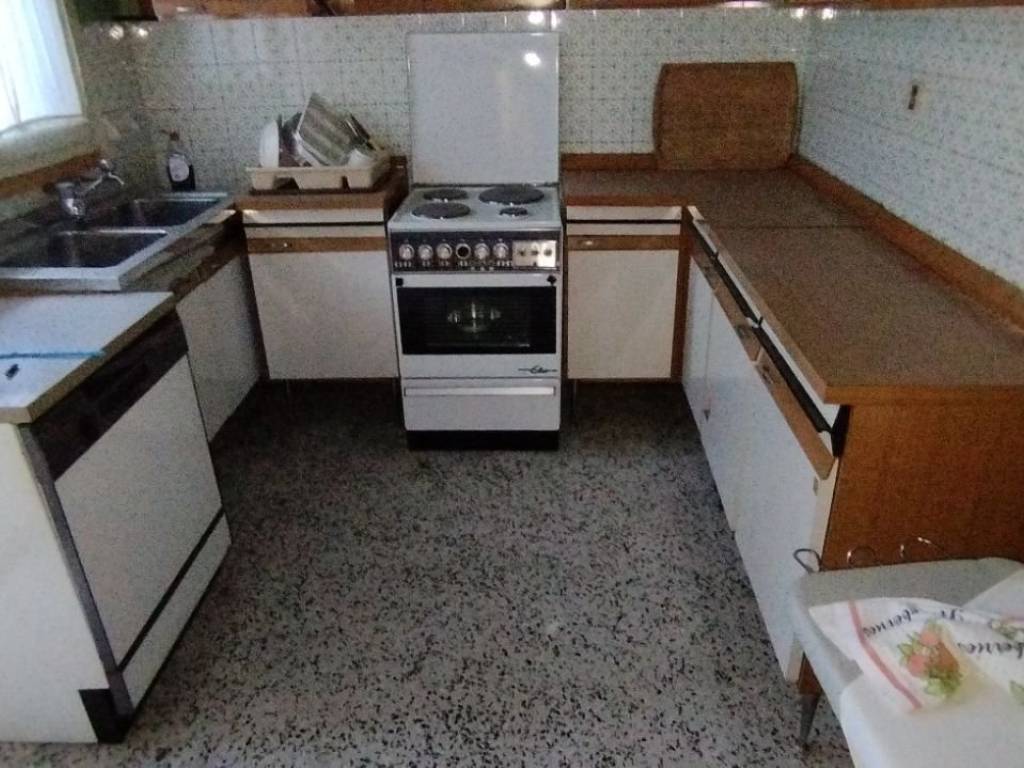 Ο πάγκος και οι συσκευές