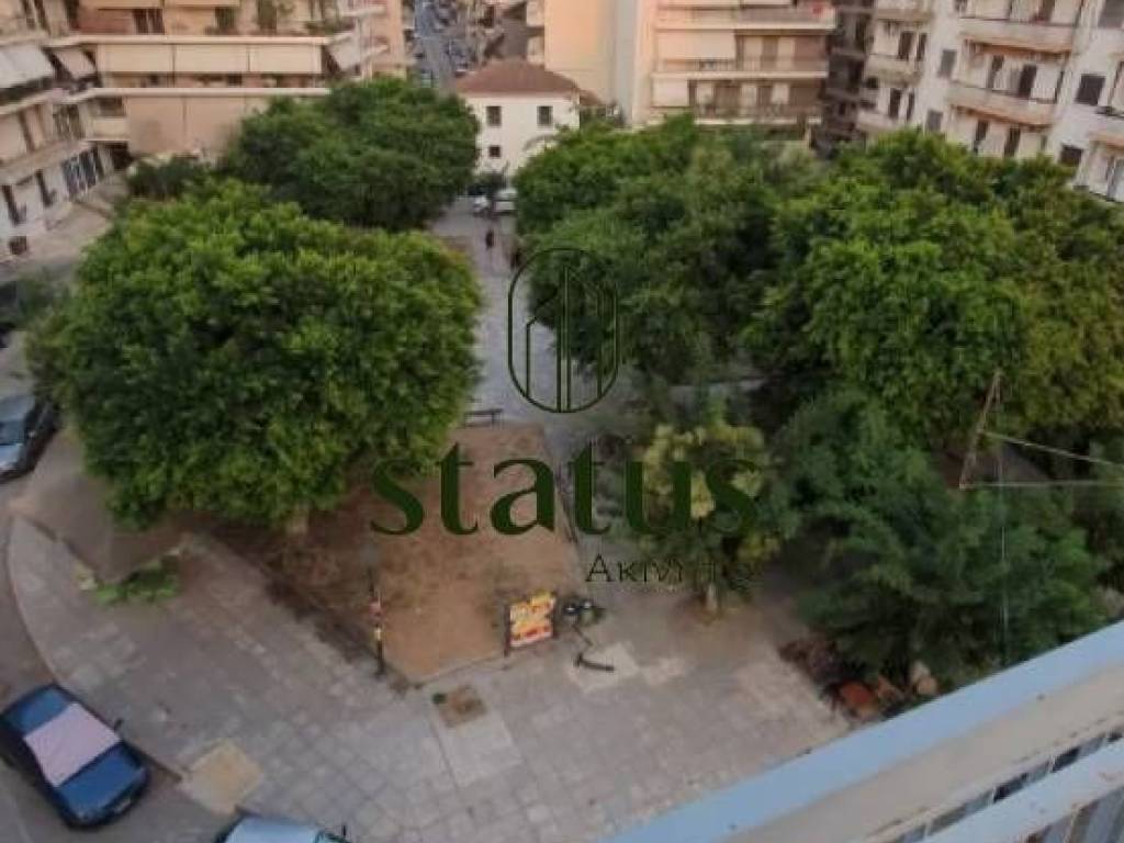 Θέα απο μπαλκόνι