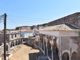 THea pros to kastro tes Mytilenes