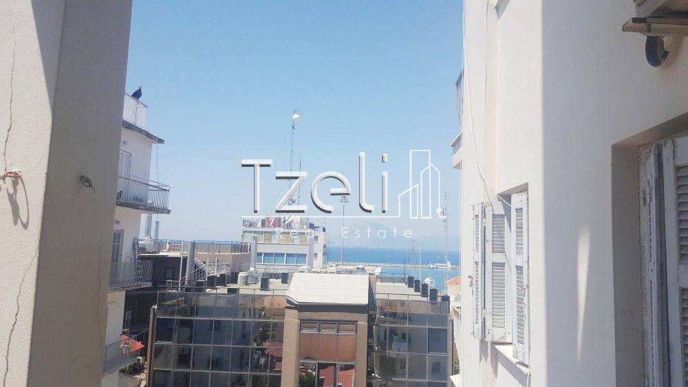 Θέα απο μπαλκόνι