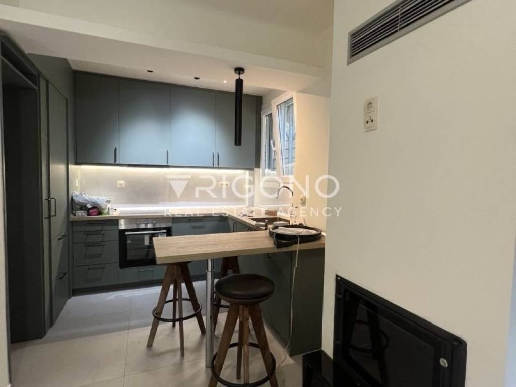 Σαλοκουζίνα