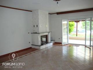 Forumland Real Estate, ισόγειο