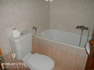 Forumland Real Estate, Μπάνιο