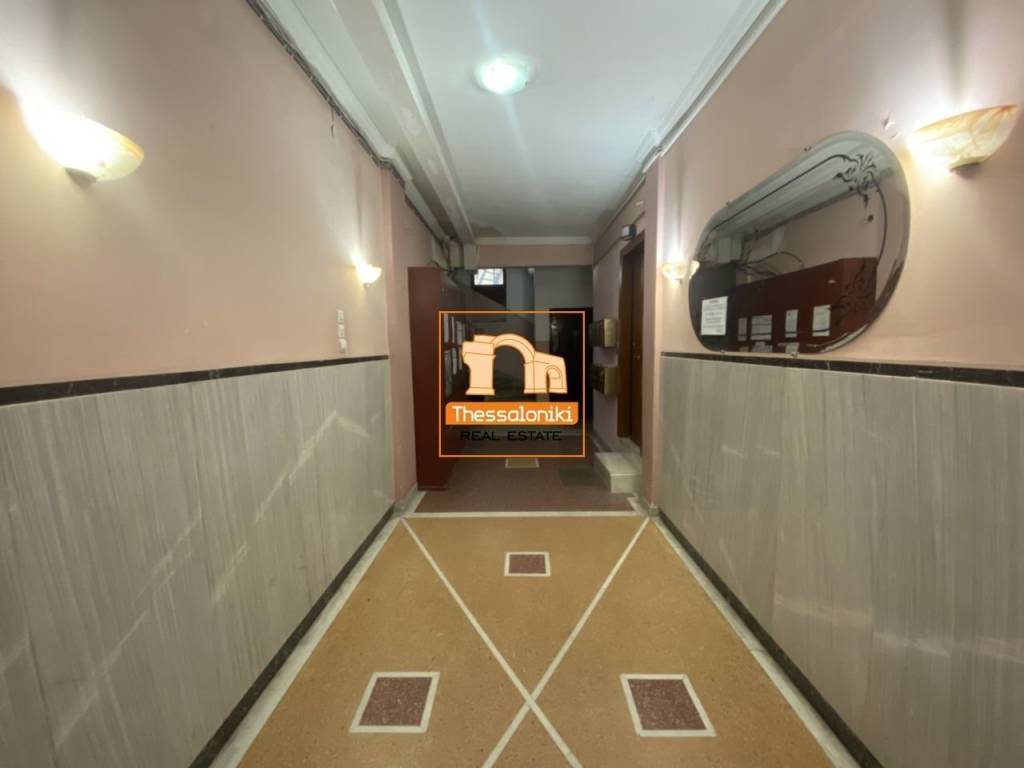 Ιασωνίδου, Στούντιο, 30 τ.μ.