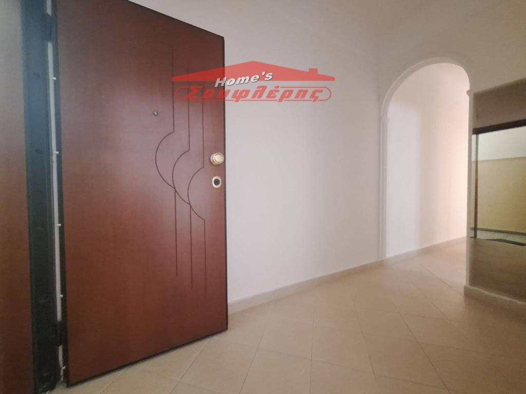 ΘΩΡΑΚΙΣΜΕΝΗ ΠΟΡΤΑ-ΧΩΛ