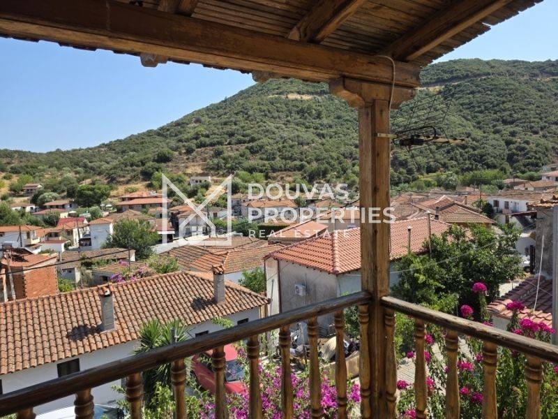 Θέα από μπαλκόνι