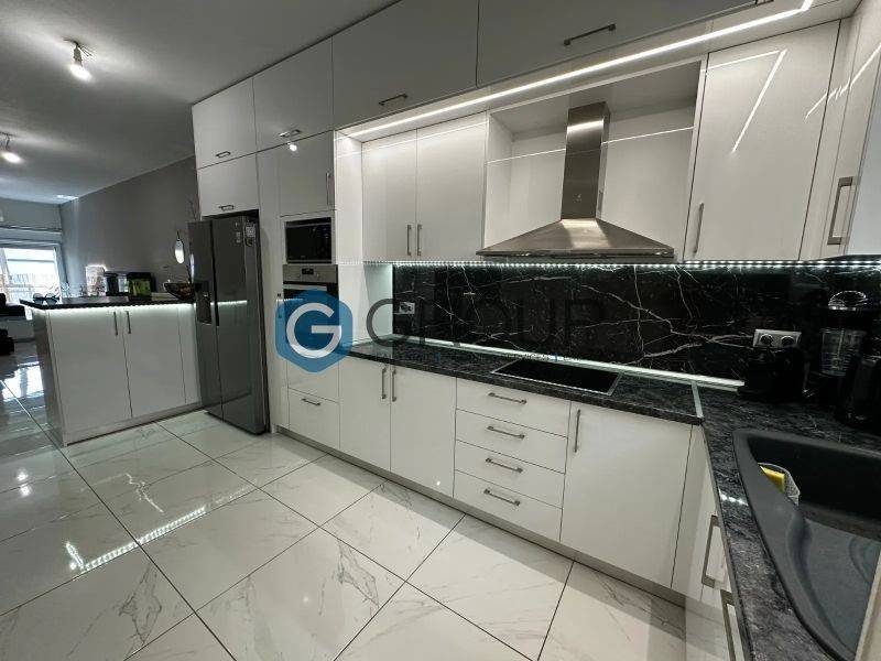 Σαλονοκουζίνα