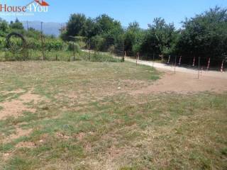 Πωλείται οικόπεδο 485τμ. με ΣΔ. 0.6 στο Κ.Νεοχωρόπουλο πλησίον Πανεπιστημιακού Νοσοκομείου Ιωαννίνων