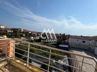 Θέα από μπαλκόνι