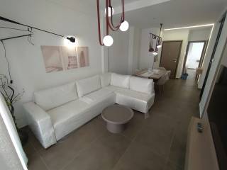 ANYPLACE MESITIKES YPERESIES