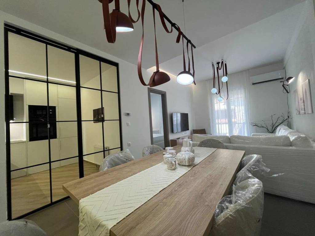 ANYPLACE ΜΕΣΙΤΙΚΕΣ ΥΠΗΡΕΣΙΕΣ