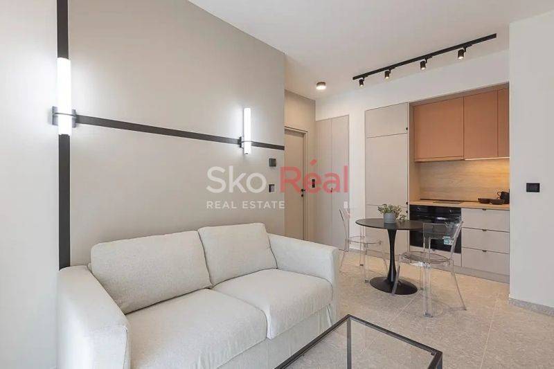 Σαλοκουζίνα