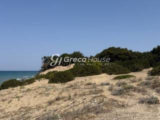 Parathalassio oikopedo Kyllene pros polese