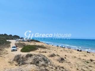 Parathalassio oikopedo Kyllene pros polese