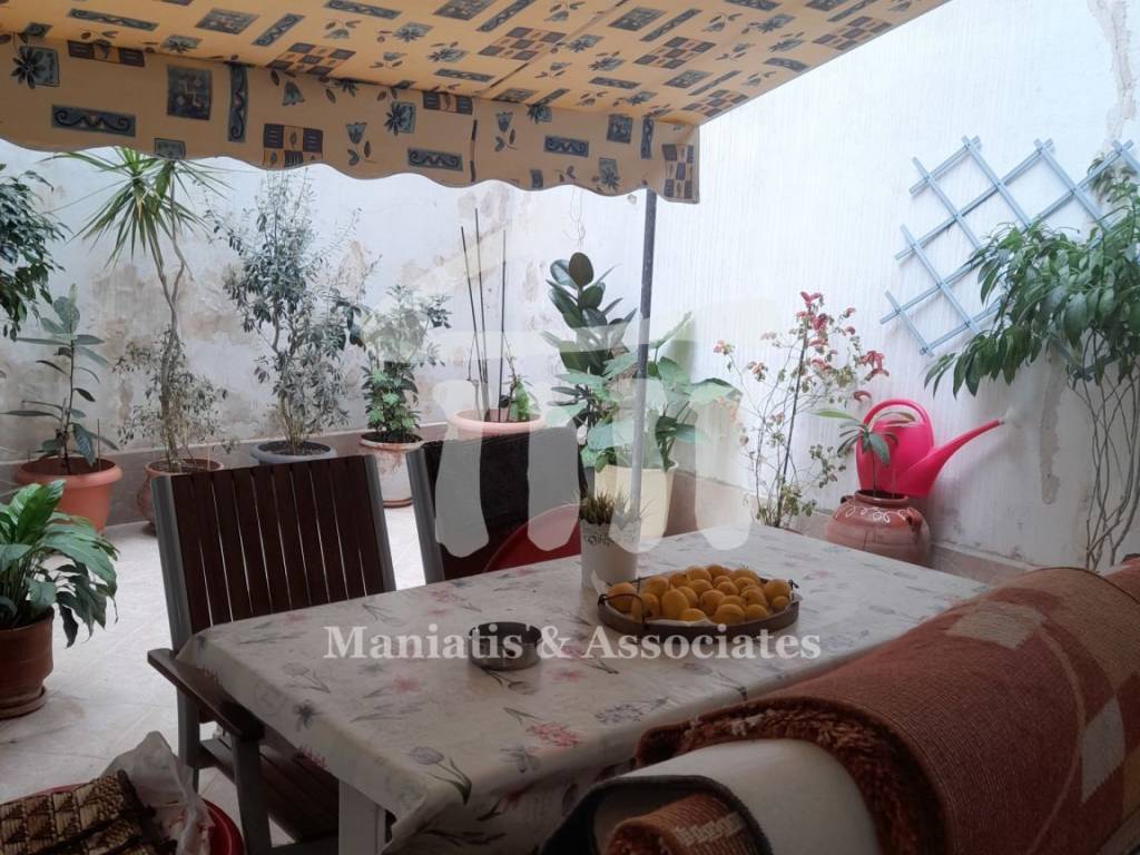 Εξωτερικοι χώροι