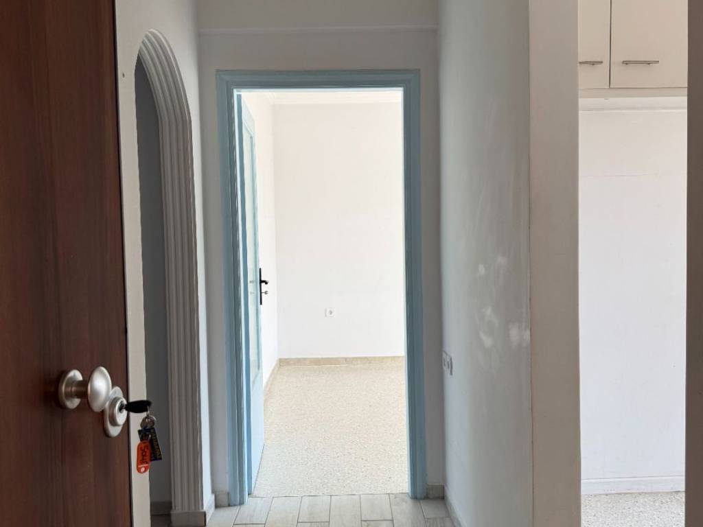 Είσοδος Χωλ