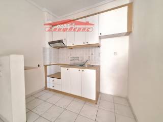 ΞΕΧΩΡΙΣΤΗ ΚΟΥΖΙΝΑ