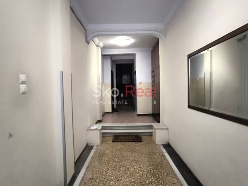 Είσοδος οικοδομής