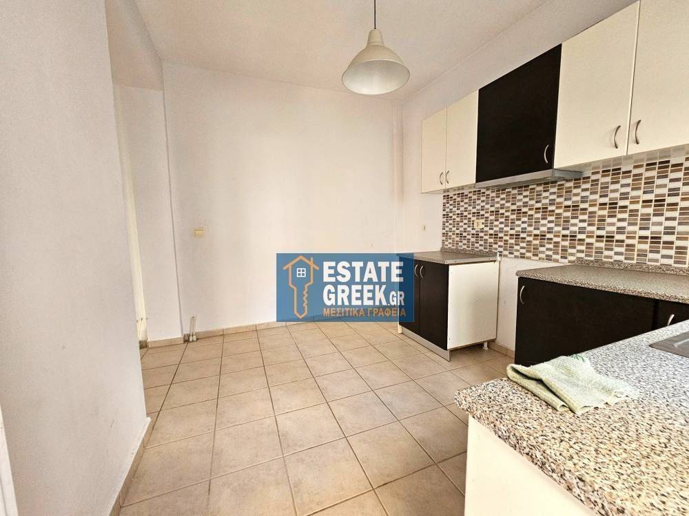 ★ 300 μέτρα από την θάλασσα ★ 2 υπνοδωμάτια ★ Με έξτρα αποθήκη γκαρσονιέρα 51τμ ★ 