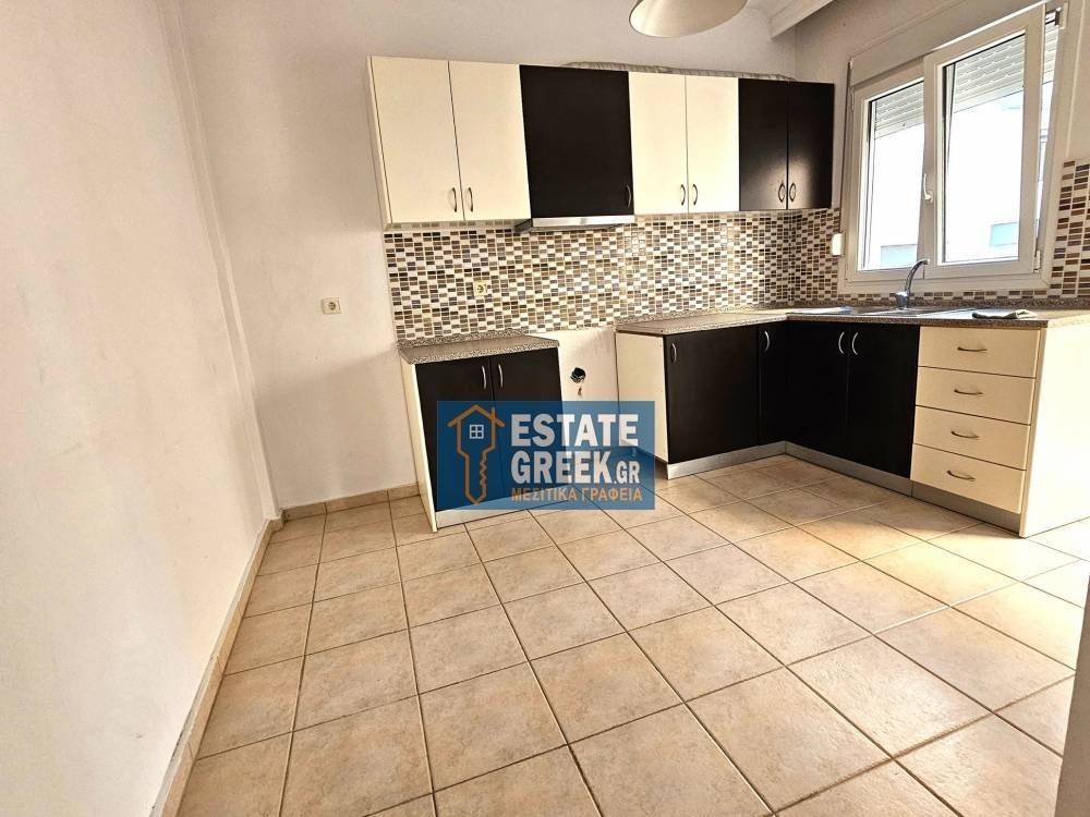 ★ 300 μέτρα από την θάλασσα ★ 2 υπνοδωμάτια ★ Με έξτρα αποθήκη γκαρσονιέρα 51τμ ★ 