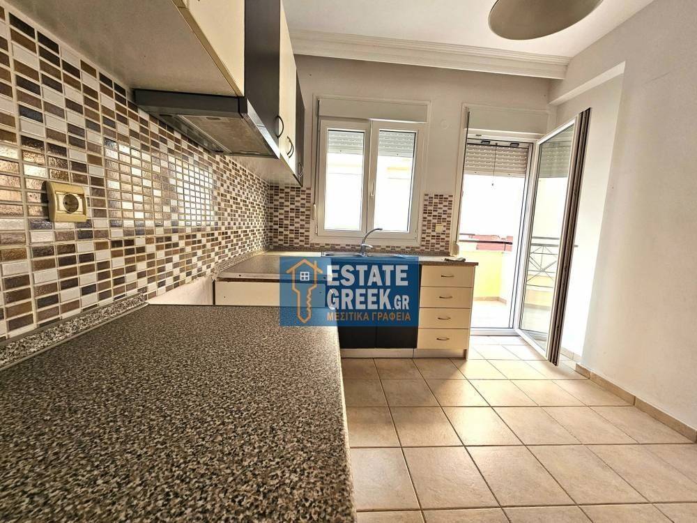 ★ 300 μέτρα από την θάλασσα ★ 2 υπνοδωμάτια ★ Με έξτρα αποθήκη γκαρσονιέρα 51τμ ★ 