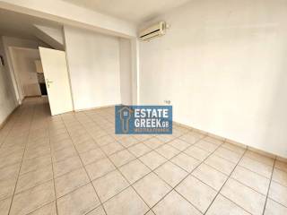 ★ 300 μέτρα από την θάλασσα ★ 2 υπνοδωμάτια ★ Με έξτρα αποθήκη γκαρσονιέρα 51τμ ★ 