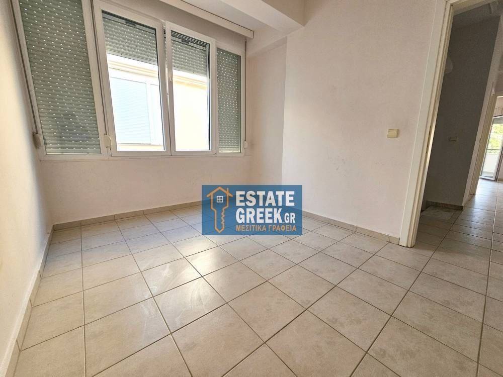 ★ 300 μέτρα από την θάλασσα ★ 2 υπνοδωμάτια ★ Με έξτρα αποθήκη γκαρσονιέρα 51τμ ★ 