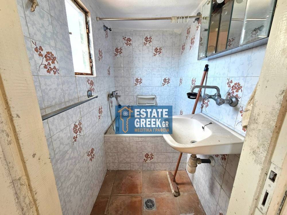 ★ Απεριόριστη θέα ΘΑΛΑΣΣΑ ★ Ρετιρέ ανεξάρτητο ★ Χρειάζεται ανακαίνιση ★  