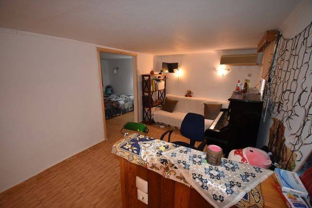 Σαλόνι Ημιυπόγειου διαμερίσματος