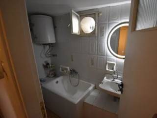 Μπάνιο Ημιυπόγειου διαμερίσματος