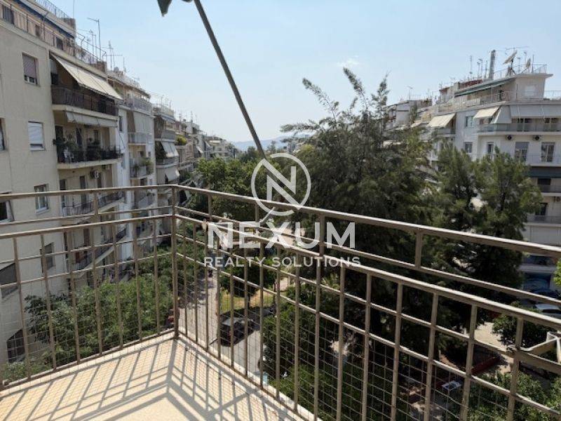 Θέα από μπαλκόνι