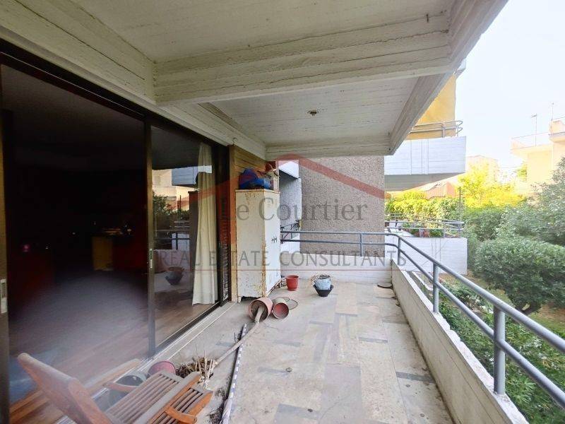 Θέα από μπαλκόνι