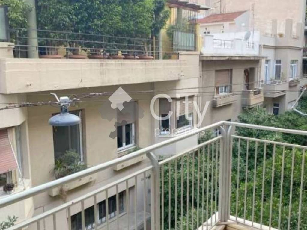 Θέα από μπαλκόνι