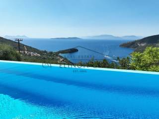 E pisina me ten apisteyte thea